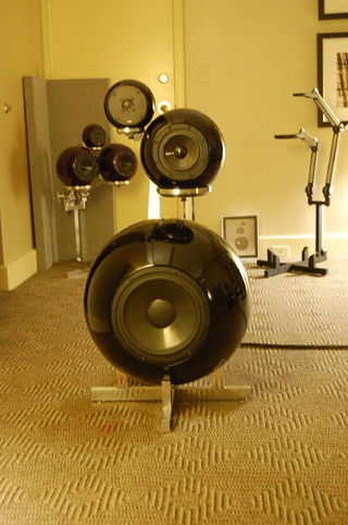 Illustration for article titled Extra Big Ass Speaker Gallery